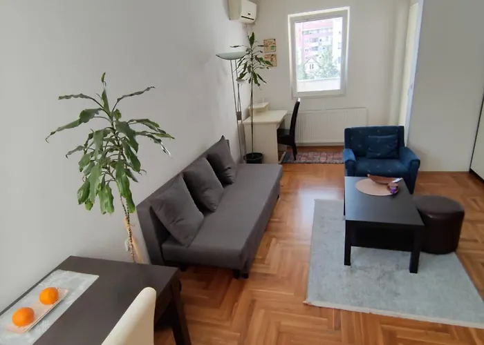 Apartman Luminii