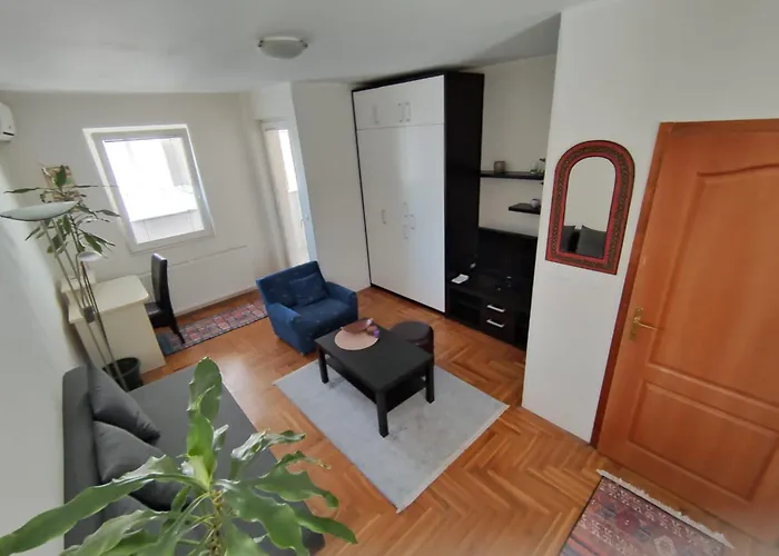 Apartman Luminii